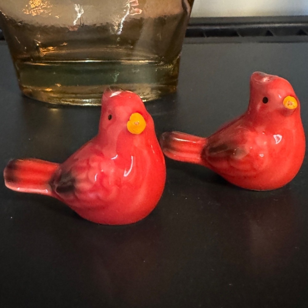 Red Cardinals Ceramic Salt Pepper Shakers No Stopper Vintage #1